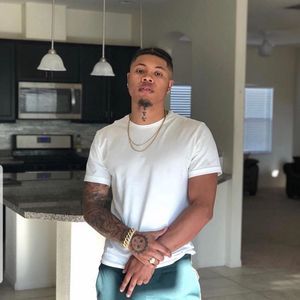 Meet your Posher, Lefae